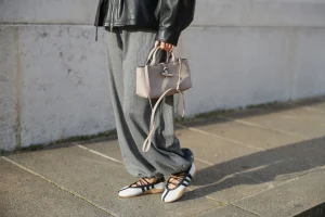 Thumbnail voor Lang niet bij iedereen geliefd, maar wij zijn fan: deze schoen is bezig aan een opmars