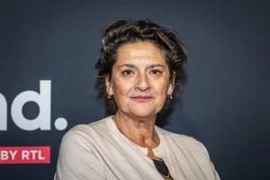 Thumbnail voor Annet Malherbe (68) over ouder worden: 'Op straat schieten de tranen soms bijna in m'n ogen'