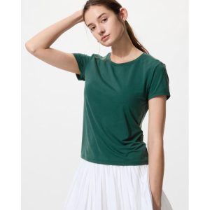 uniqlo beha top