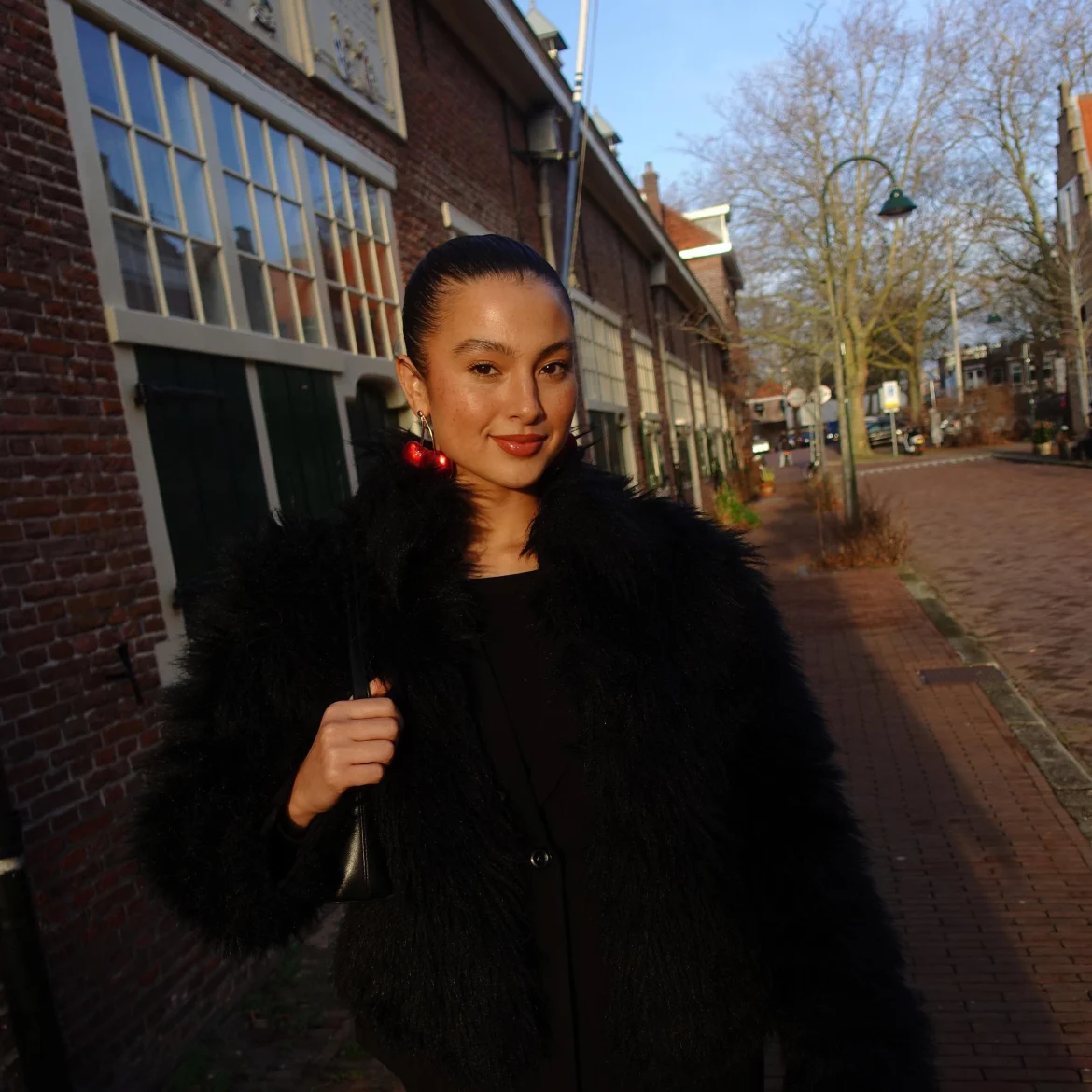 Jewel Jammah opgelicht door thuisloze vrouw Rotterdam