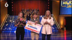 Thumbnail voor Jasper speelt 'Miljoenenjacht' met opvallende tactiek: 'Gaan we het zo spelen?'