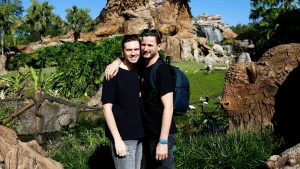 Thumbnail voor Zo blijft het huwelijk van Sonny en Dylan uit 'Married at First Sight' (na bijna vijf jaar) leuk