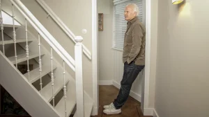 Thumbnail voor Zo kwam Bob Sikkes aan zijn eerste koopwoning: 'Ik kocht met vrienden een pand in Amsterdam'