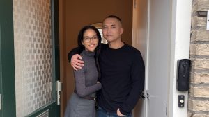 Thumbnail voor Zo gaat het nu met 'Kopen Zonder Kijken'-stel Jazz en Soraya: 'Hier moesten we even aan wennen'