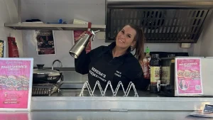 Serena uit De Bondgenoten heeft een foodtruck