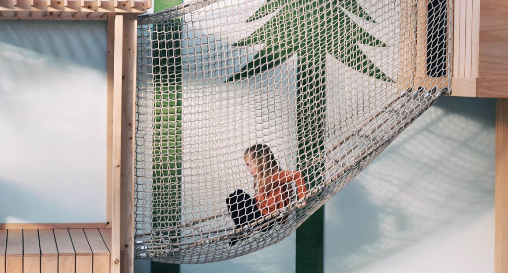 Van een boomhutten-paradijs tot oude brandweerkazerne: bij deze 5 kindvriendelijke restaurants wil j