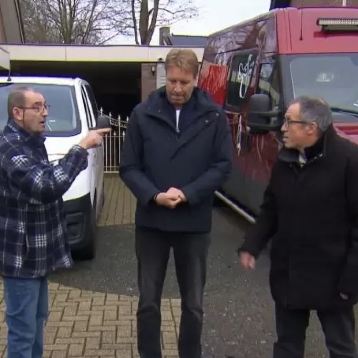 Mr. Frank Visser doet Uitspraak