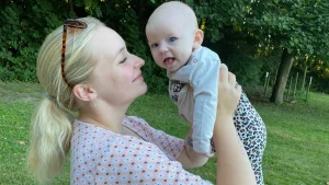 Thumbnail voor Ambers (25) dochter lag in het ziekenhuis door RS-virus: 'Had ik maar gezegd: 'Geen kusjes aan mijn baby''