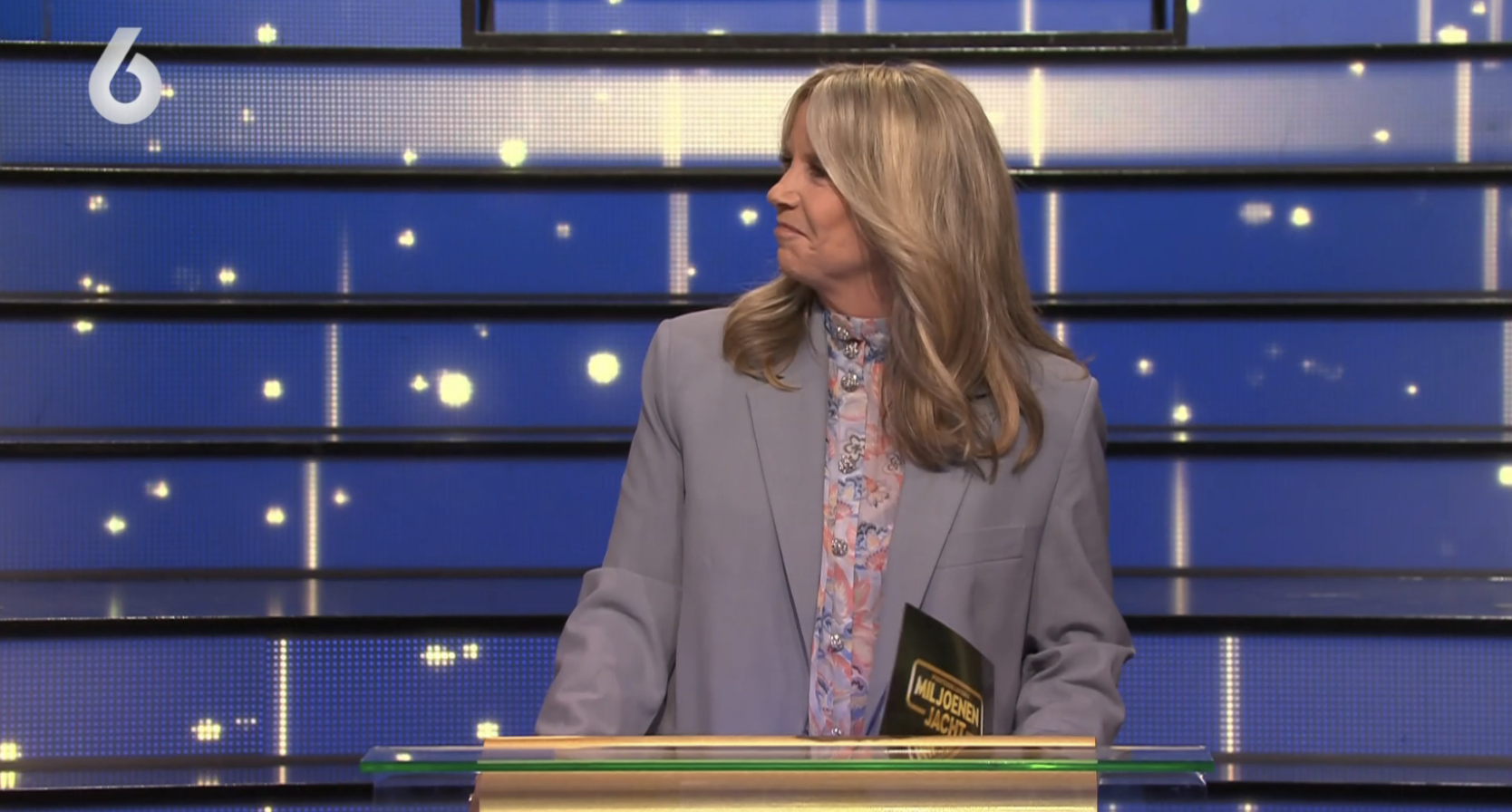 Blauwe blazer van Linda de Mol