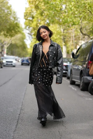 Vrouw met dun haar in een bob