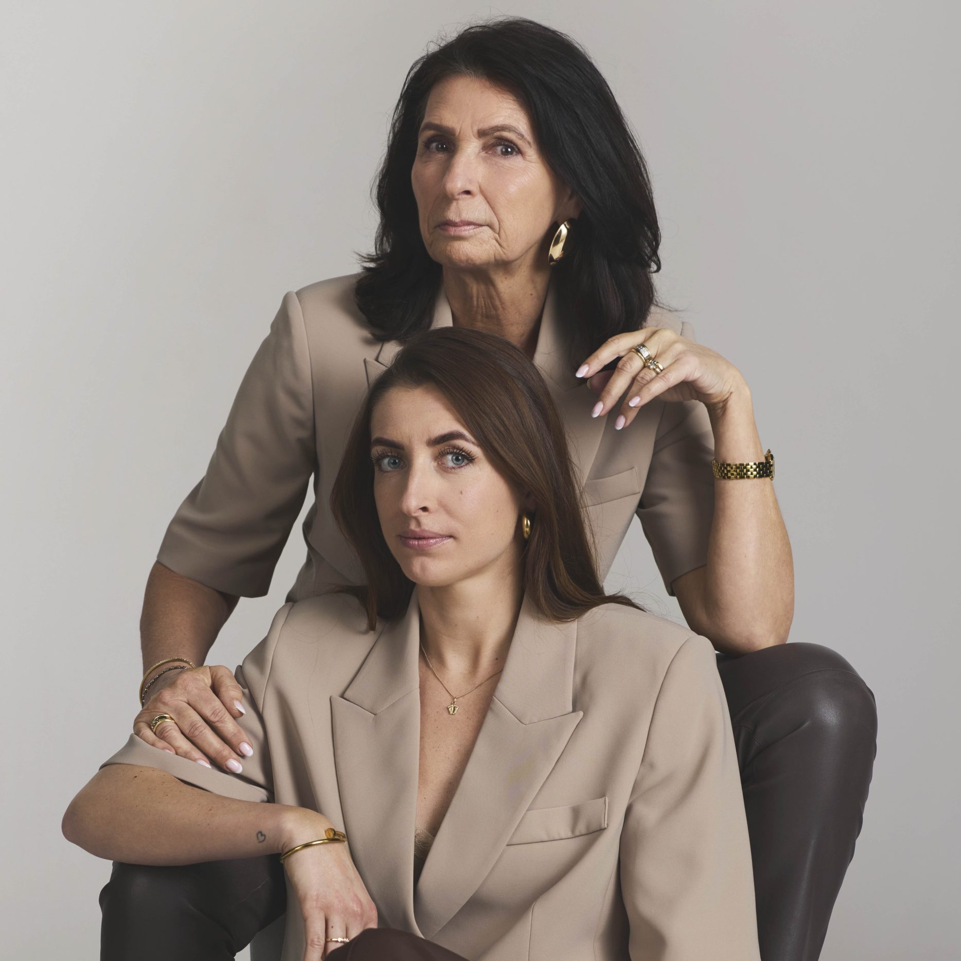 Daisy (31) over schoonmoeder Sylvia (64): ‘Ook als we ongelijk hebben, houden we allebei vol dat wij het beter weten’