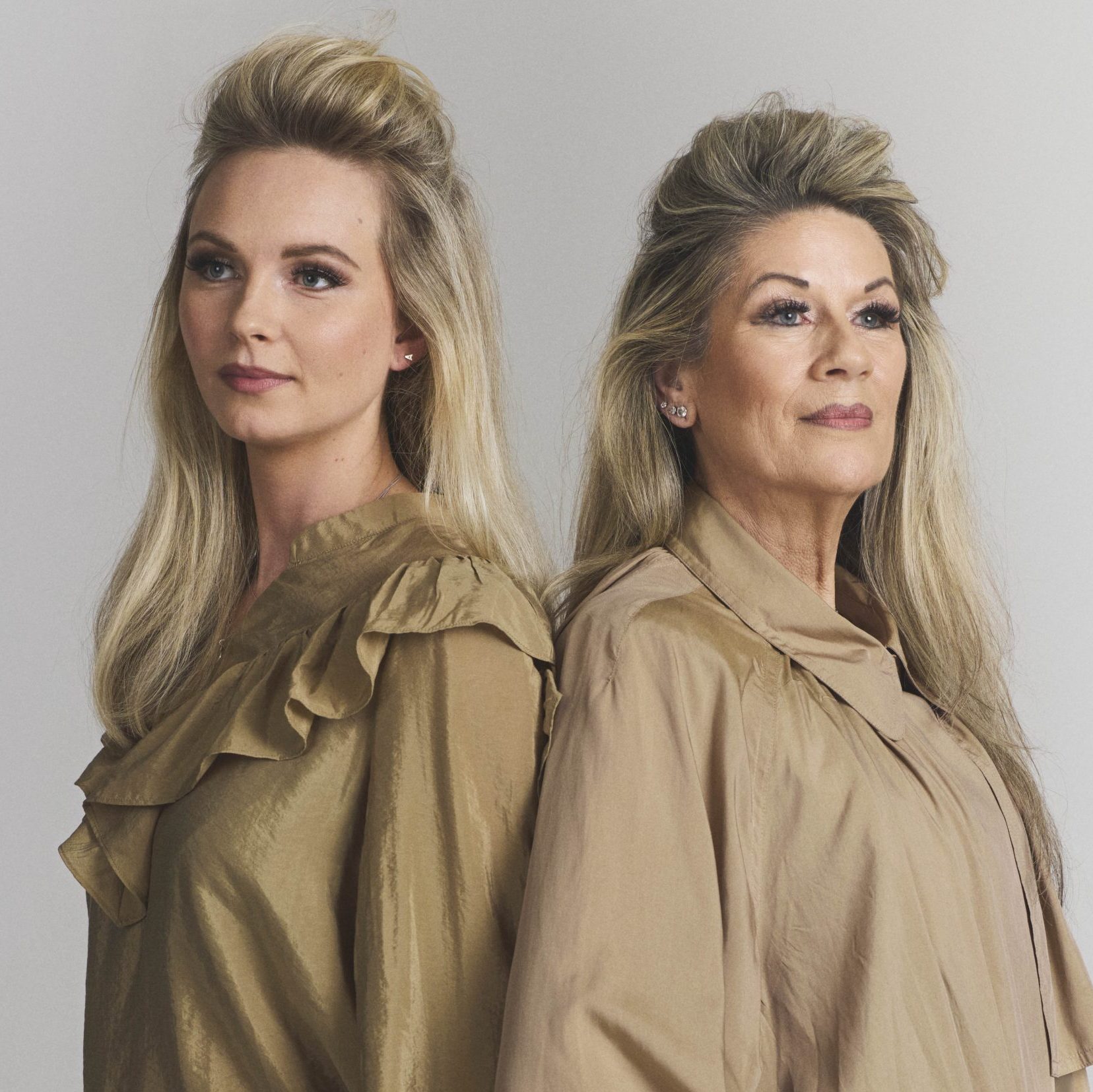 Demi (30) over schoonmoeder Rozanne (60): ‘We hadden meteen een klik, ze is energiek en gepassioneerd’