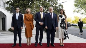 Thumbnail voor Koningspaar en premier Rob Jetten spraken Donald Trump in het Witte Huis: 'Open en constructief gesprek'