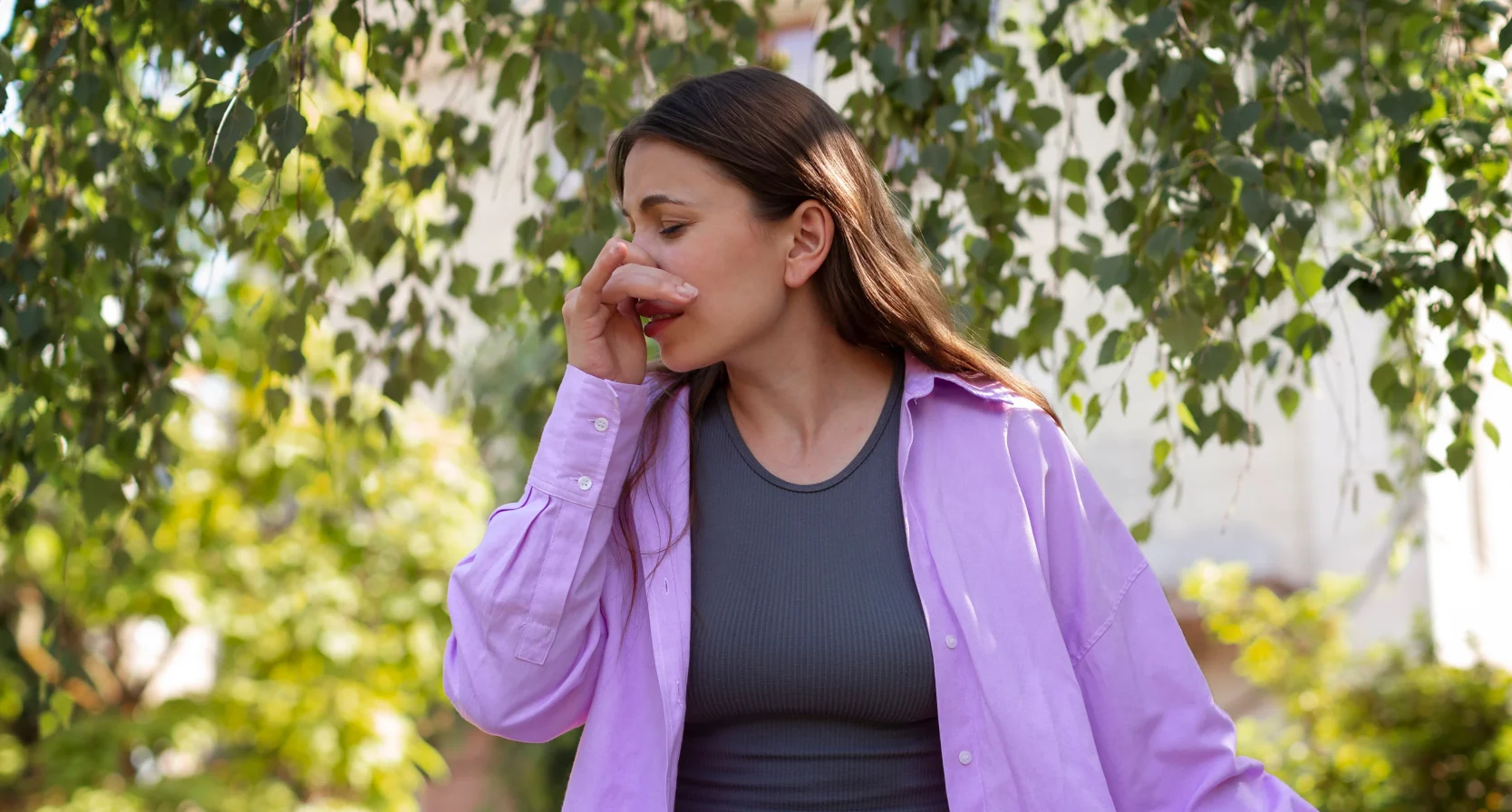 Sara heeft last van het roken van de buren
