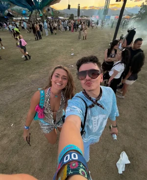 Thumbnail voor Deze creators gingen naar Coachella: 'Gaf de eerste dag al 250 dollar uit'