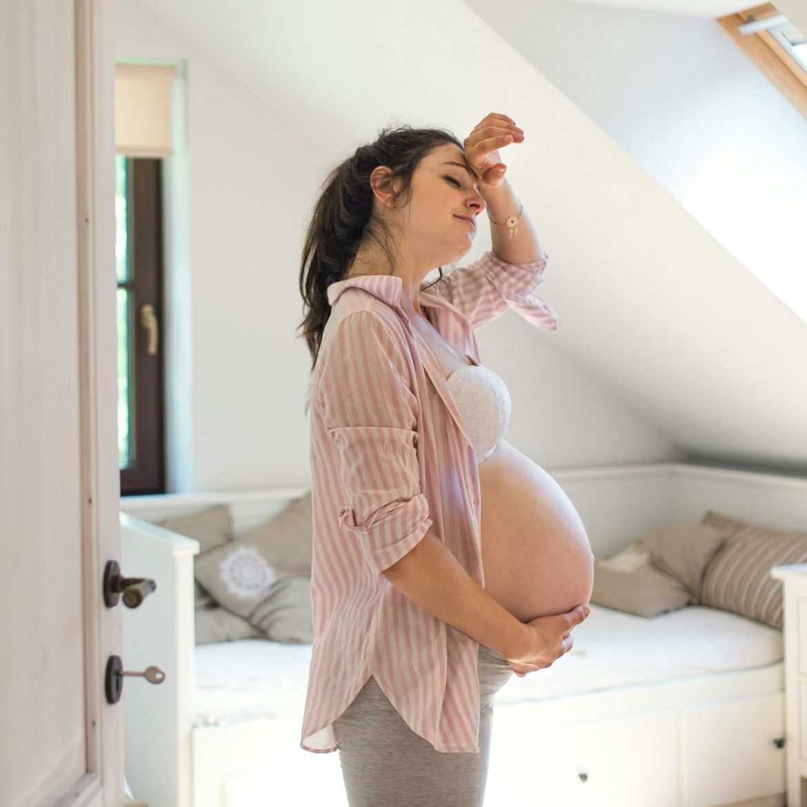 vrouw, zwanger, kraamtijd