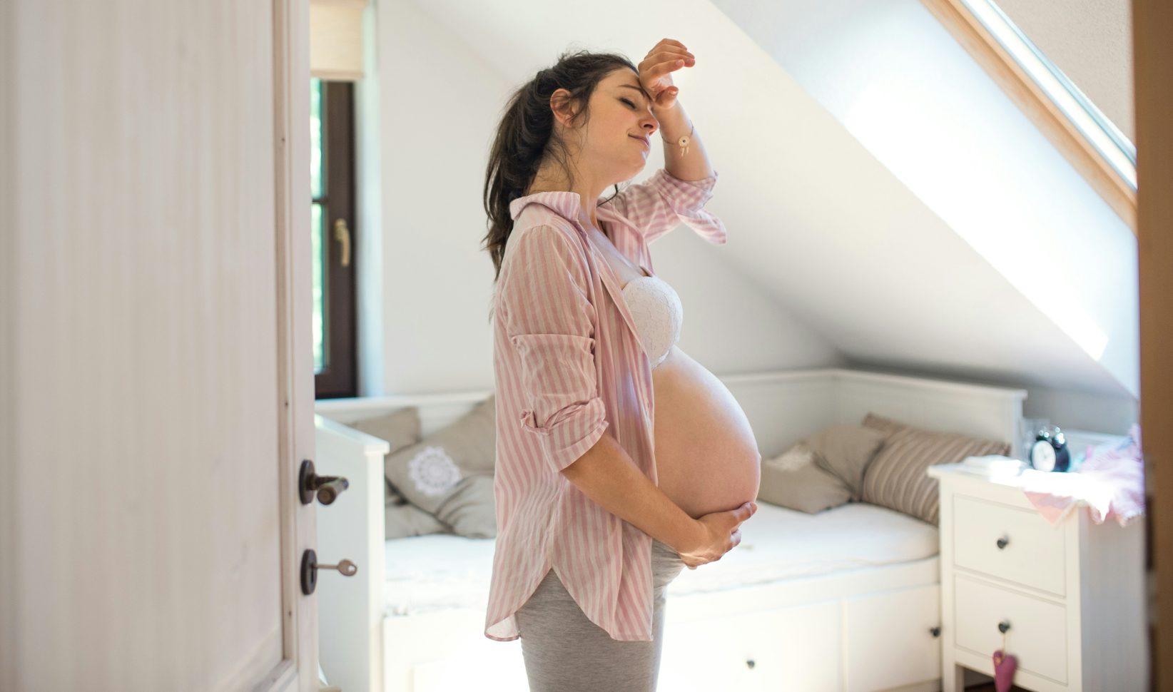 vrouw, zwanger, kraamtijd