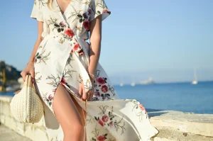 Voor elk figuur: de mooiste getailleerde zomerjurken, die je nu ook nog eens met korting scoort