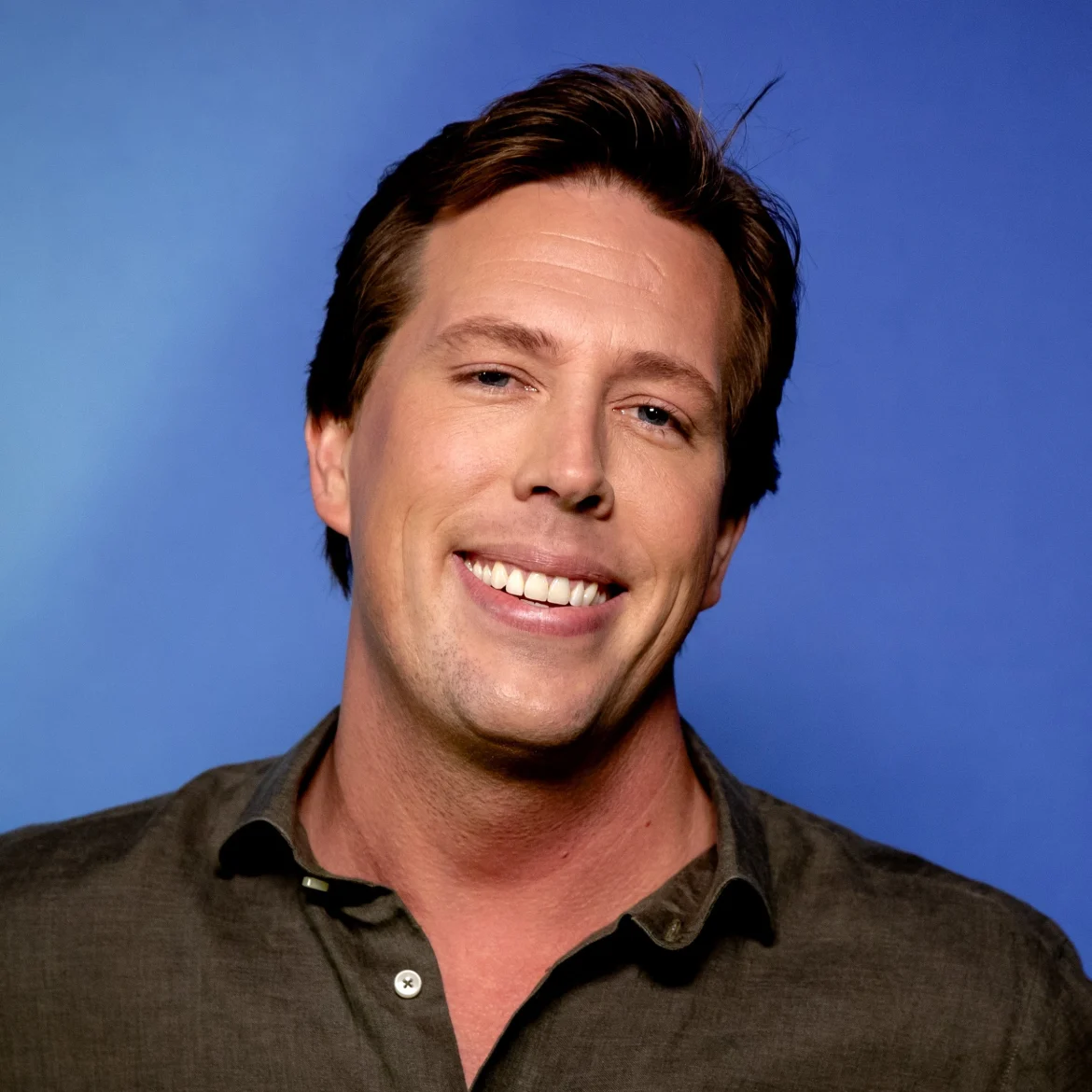 Freek Vonk gebeten door krokodil