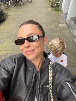 Thumbnail voor Van theetuin tot kinderboerderij: Giorgia Voorthuis deelt haar leukste tips voor uitjes in Nederland