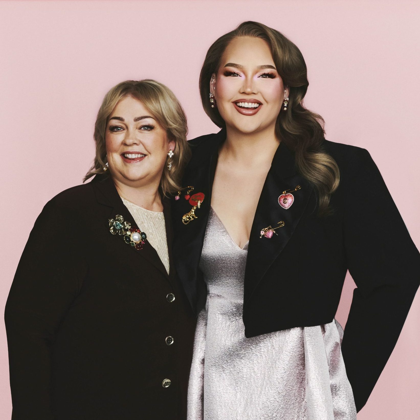 Nikkies moeder Saskia: ‘Soms moet ik me inhouden om niet zelf op al die negativiteit te reageren’