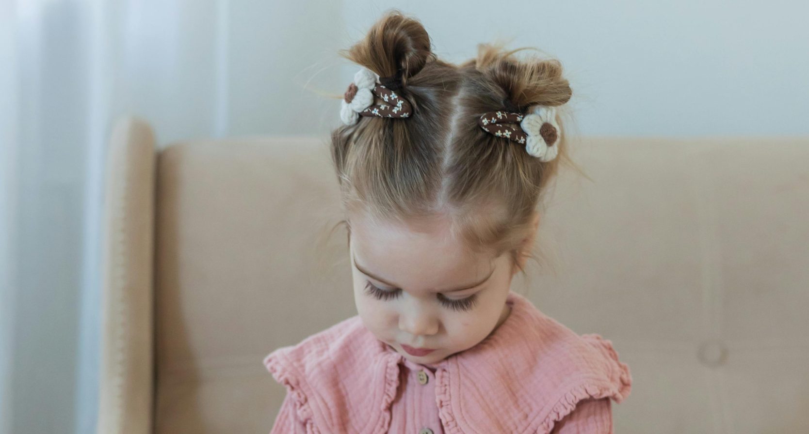 Beauty-expert Ellen Romeijn deelt de leukste haaraccessoires voor kleine modeliefhebbers