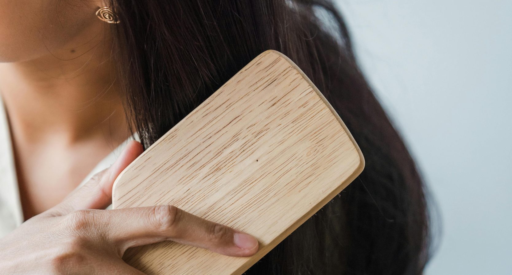Je haar sneller laten (terug)groeien? Dit nieuwe ingrediënt wil je vanaf nu standaard in je haarverzorging hebben
