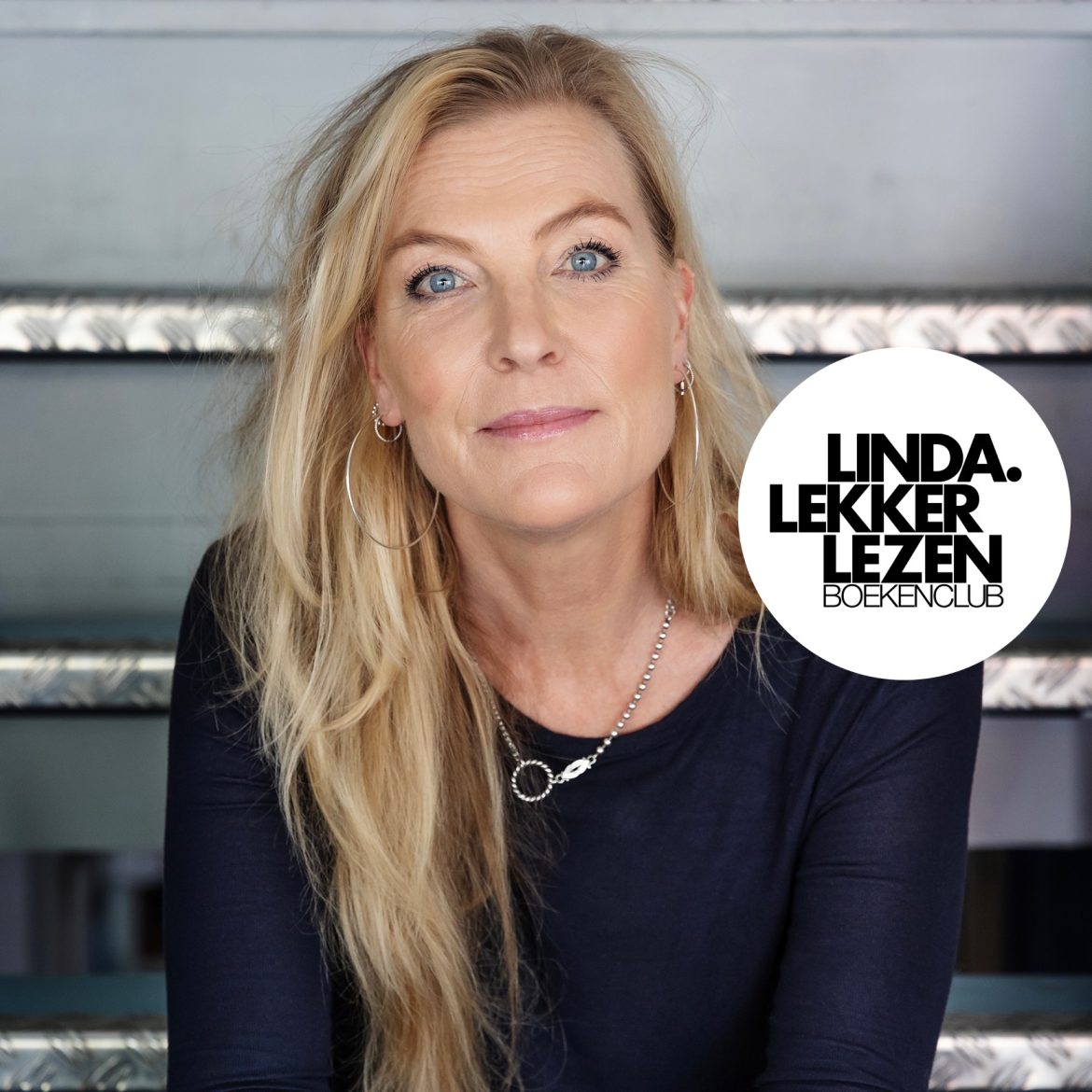 Eva Posthuma de Boer portret, schrijfster van Omdat ik je zie, het eerste boek dat we lezen met LINDA. Lekker Lezen