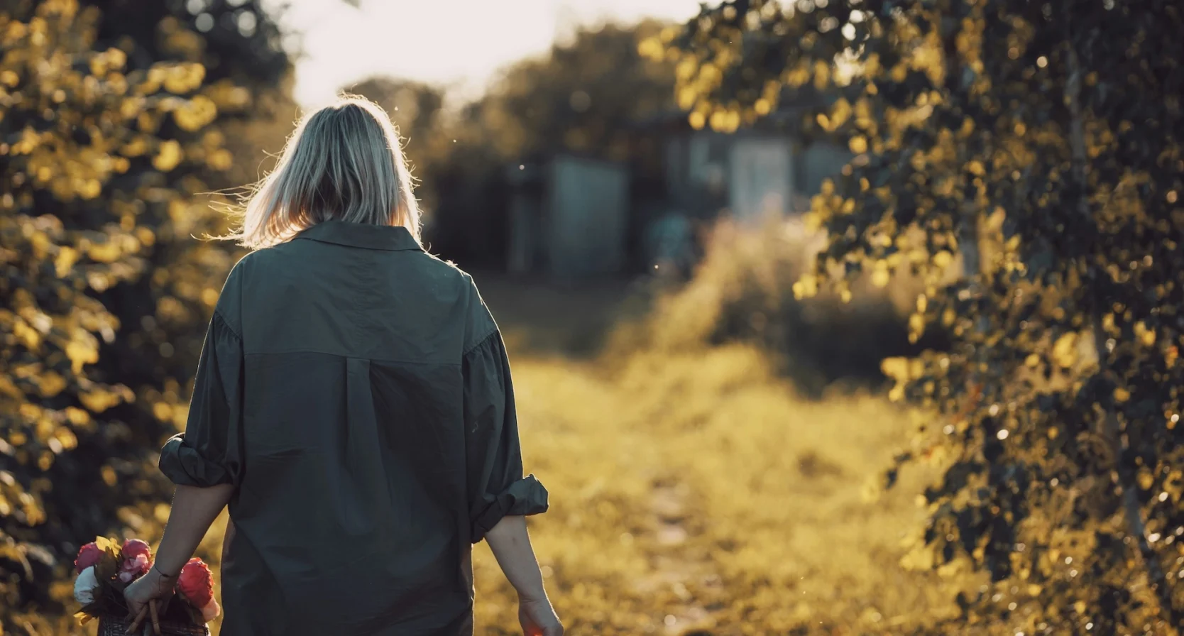 Marieke werd op haar 50e uitvaartbegeleider: 'Klinkt misschien gek, maar ik heb veel plezier in mijn werk'