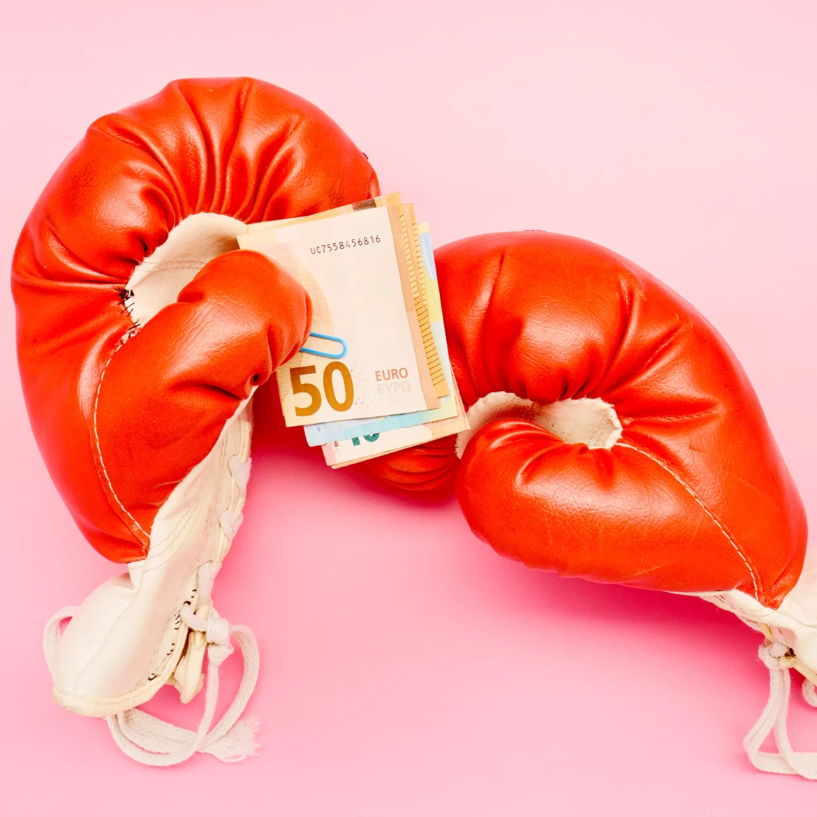 Deze vriendinnen kregen ruzie over geld en verbraken contact: 'Ze gebruikte me als een soort menselijke Klarna'