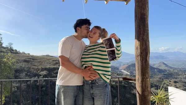 Daní Joy B&B Vol Liefde zwanger