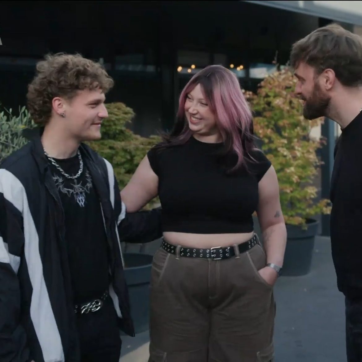 Mackenzie, Marit en Tim over hun onmoeting en relatie in 'Over Mijn Lijk'