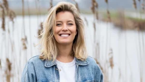 Thumbnail voor Mariëlle Smit over moederschap: 'Geniet van het moment en kijk ze niet groot'