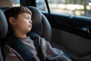 Thumbnail voor Laura's auto mét slapend kind erin verdween spoorloos op vakantie: 'Zweet breekt me nog uit'