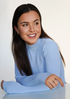 Thumbnail voor Loïs (25): 'Ik hield mezelf altijd voor dat een baby en carrière niet samengaan'