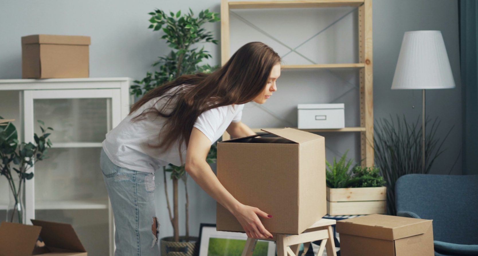 Annelien krijgt een jaar na haar verhuizing een Tikkie: 'Voor gaten in mijn oude kamer. Serieus?'
