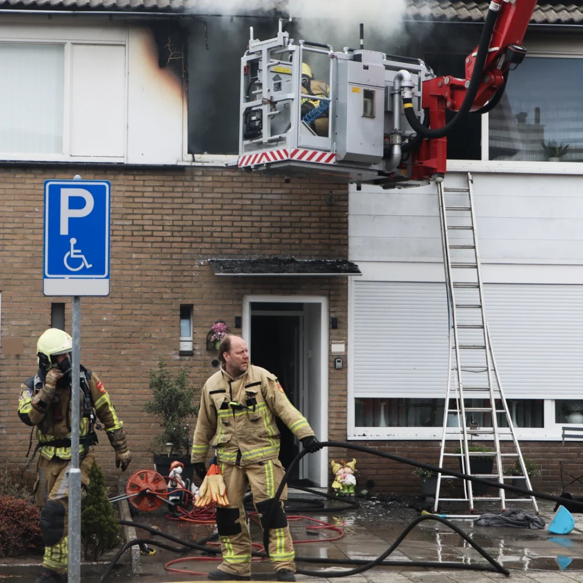 Meisje (14) overleden bij woningbrand Oldenzaal