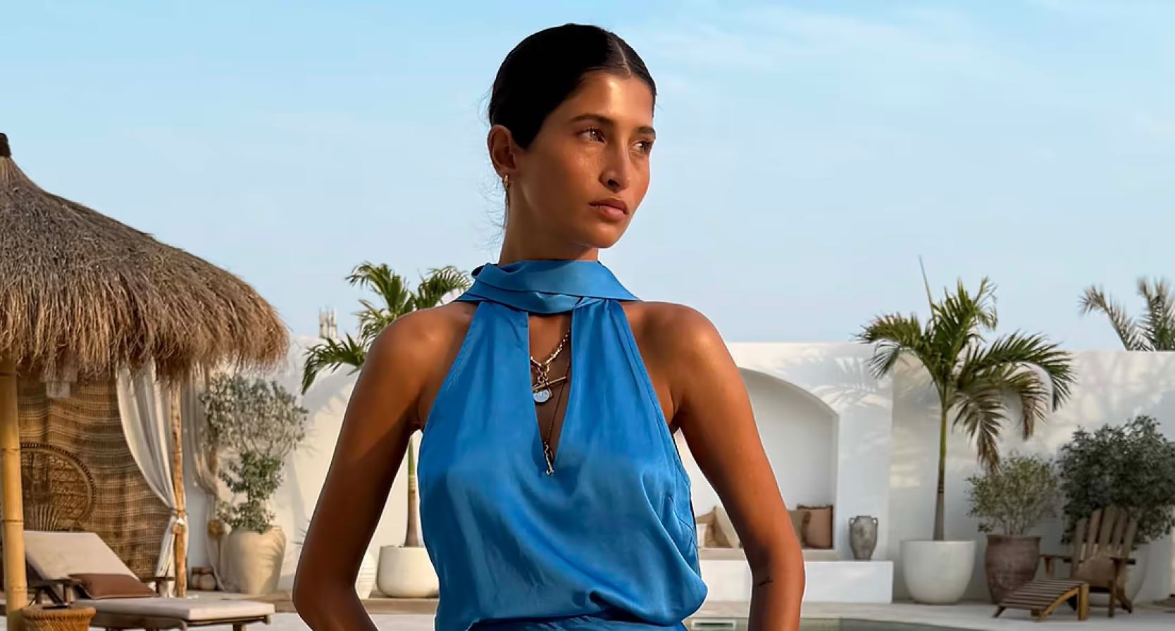 Binnenkort te gast op een bruiloft en nog op zoek naar een outfit? Hier shop je onze favorieten