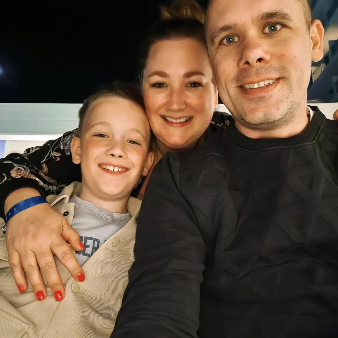 Zoon van overleden Alex uit 'Over Mijn Lijk' ontvangt bijzondere brief: 'Hartverscheurend'