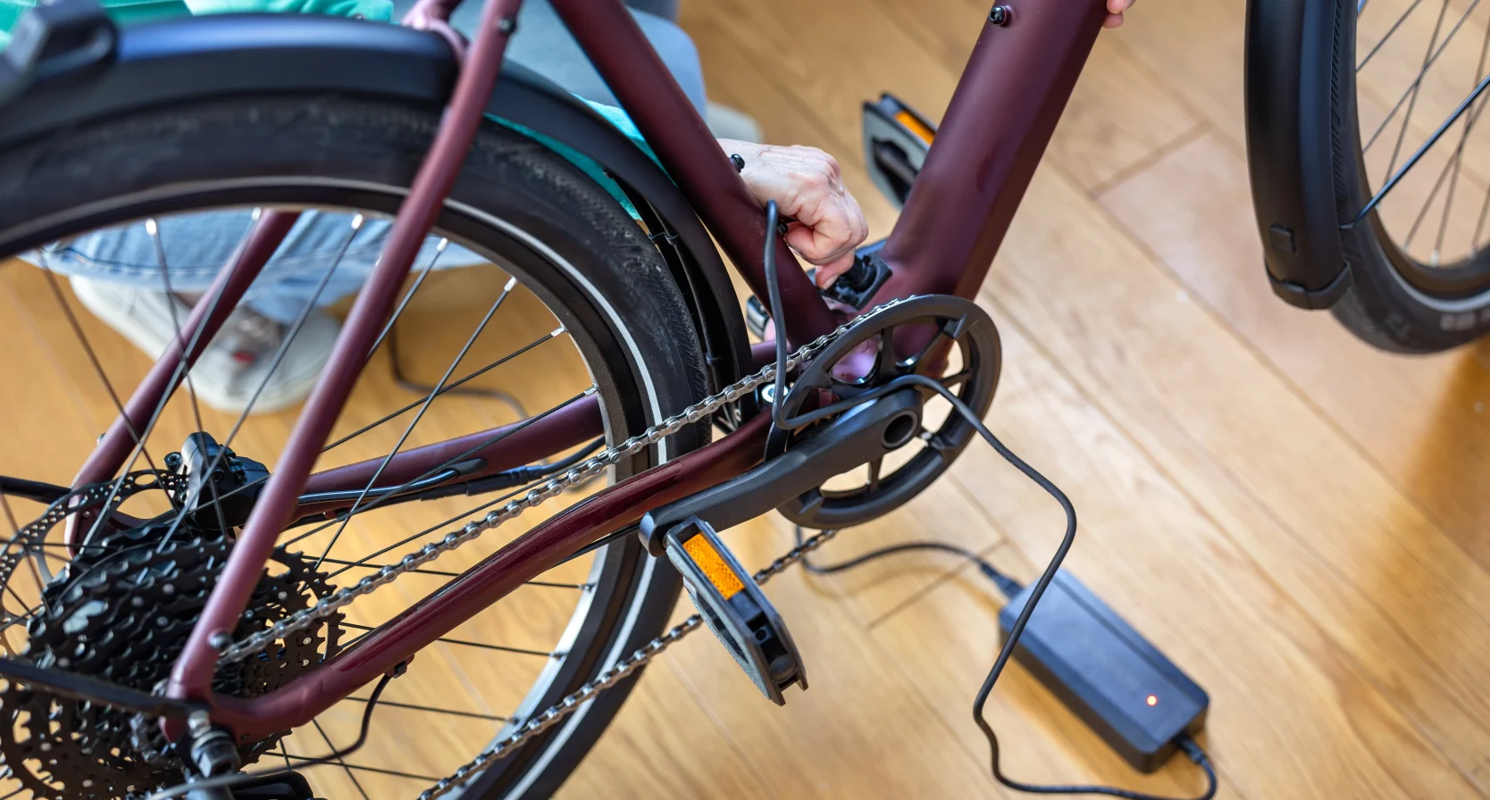 Elektrische fiets opladen