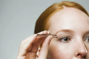 Wenkbrauwen epileren