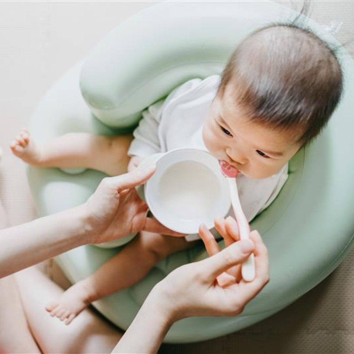 'Gezonde' babyvoeding uit supermarkt vaak minder gezond dan gedacht