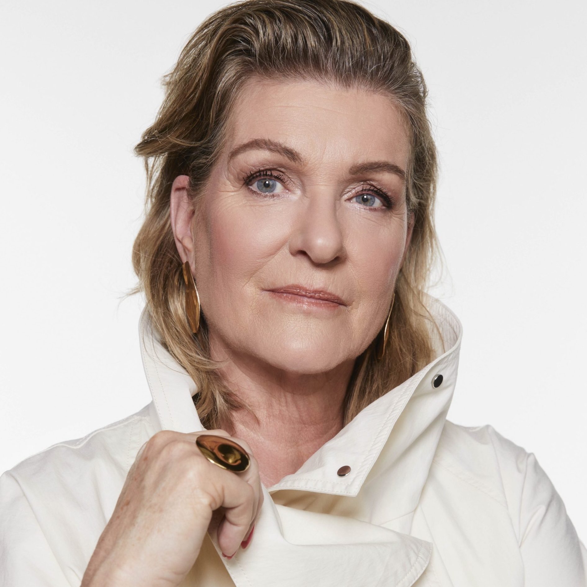 Tanja (62): ‘Het idee dat je een man om toestemming moet vragen als je honderd euro aan jezelf wilt uitgeven’