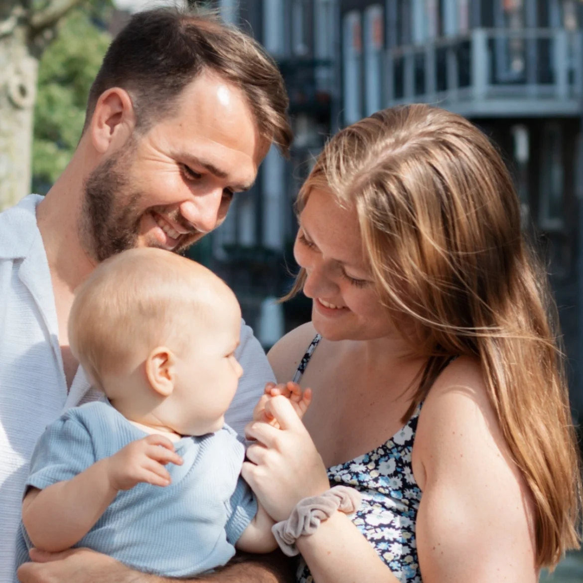 Robins navelstreng zakte uit tijdens de bevalling: ‘De baby moest zo snel mogelijk geboren worden'