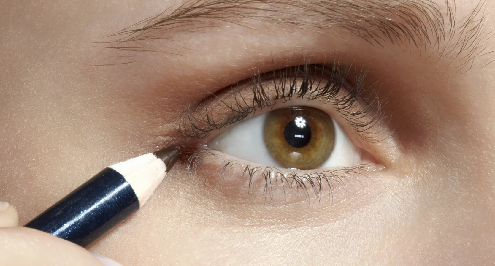 Bruine eyeliner