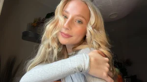 Thumbnail voor Anne: 'Soms verlang ik terug naar de eerste maanden na mijn break-up'
