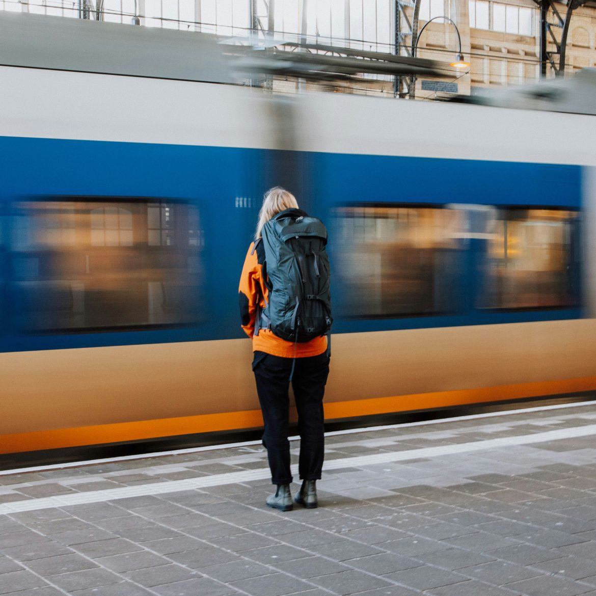 Goedkoper onbeperkt treinabonnement gaat mogelijk in vanaf 21 juni: dit moet je weten