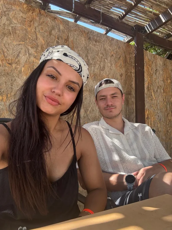 Donna en Wesley uit De Bondgenoten