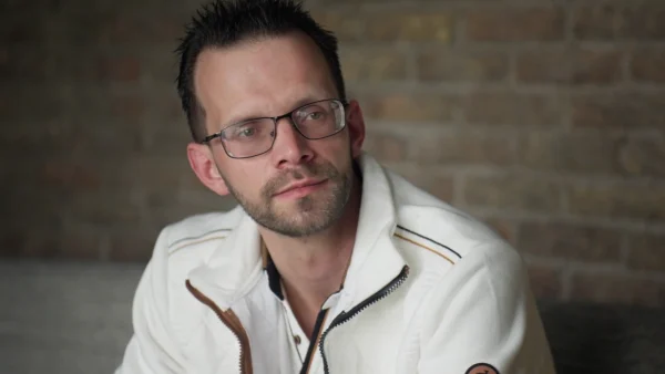 Stalking ontwricht het leven van Ricardo: ‘Ik wil dat het stopt, maar ik weet niet hoe’