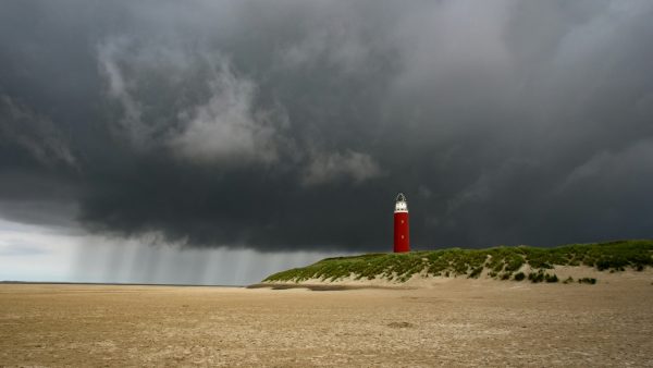 Van tropische hitte naar stevige onweersbuien